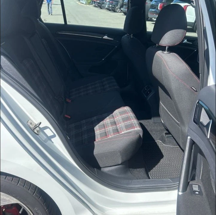 2017 Volkswagen GTI Mk7 - Image 13 of 20
