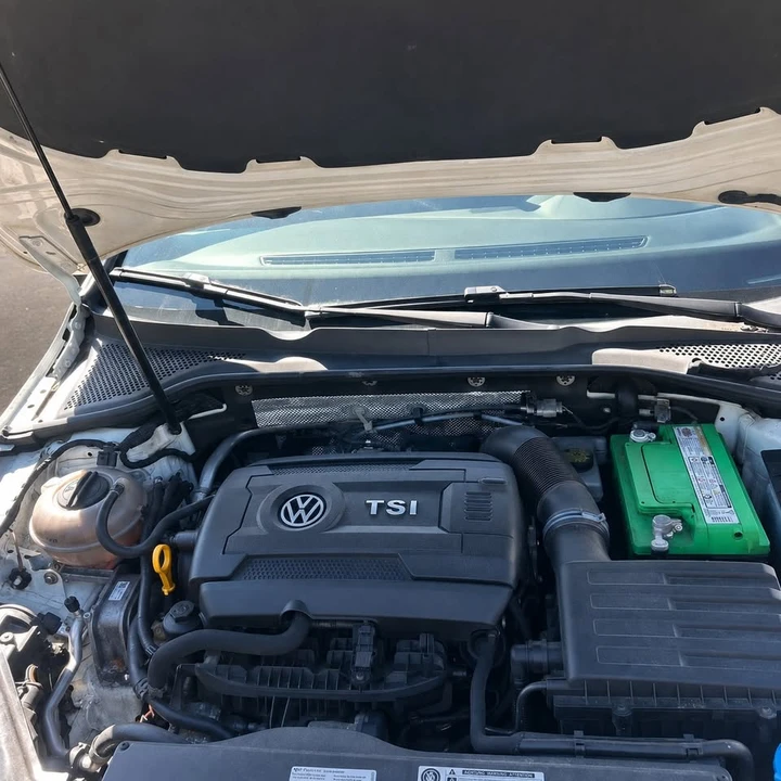 2017 Volkswagen GTI Mk7 - Image 17 of 20