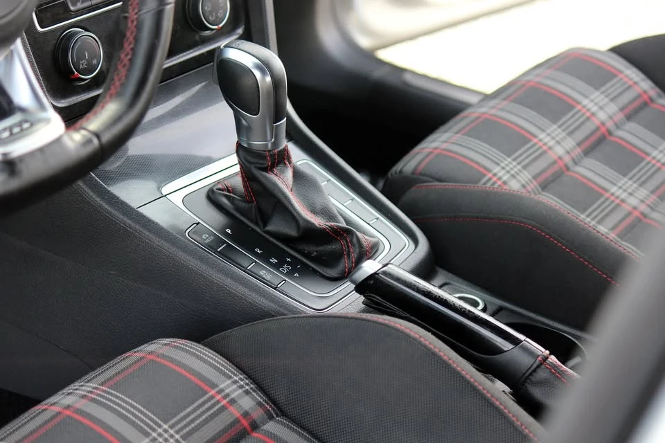 2017 Volkswagen GTI Mk7 - Image 15 of 20