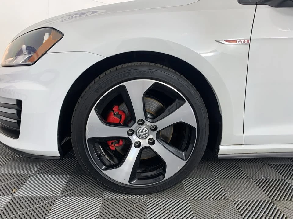 2017 Volkswagen GTI Mk7 - Image 11 of 20