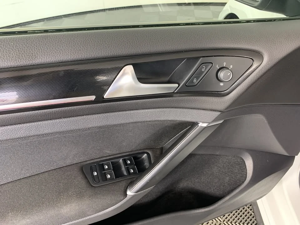 2017 Volkswagen GTI Mk7 - Image 14 of 20