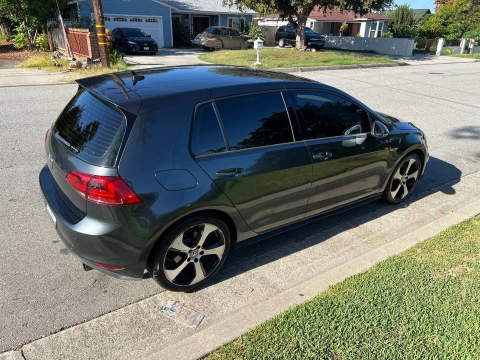2017 Volkswagen GTI Mk7 - Image 3 of 11