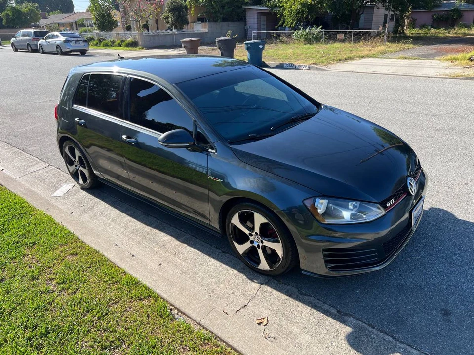 2017 Volkswagen GTI Mk7 - Image 4 of 11