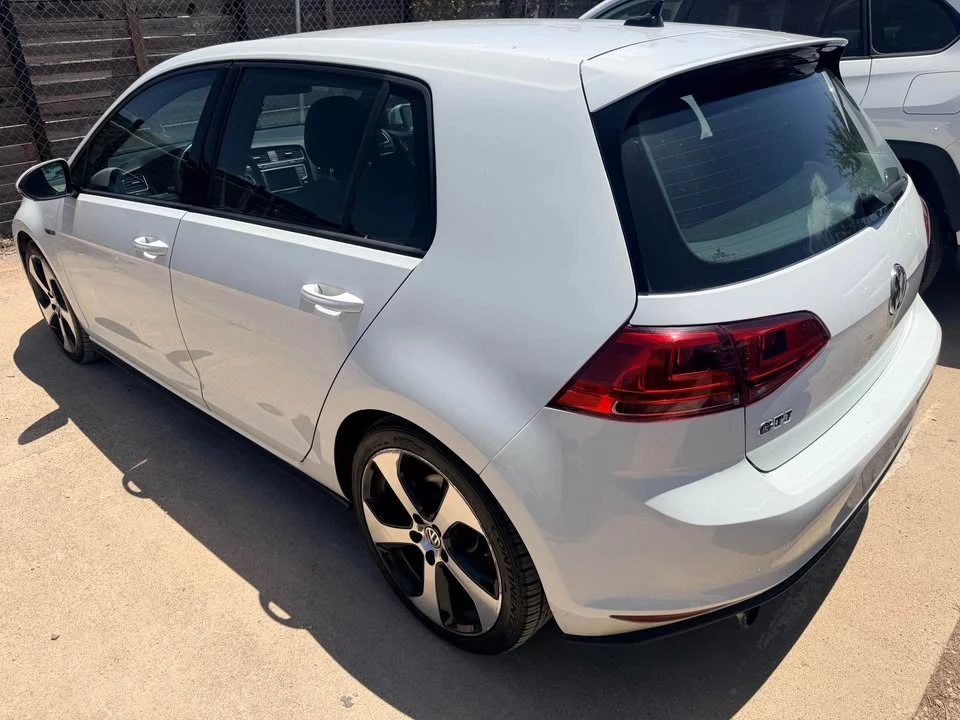 2017 Volkswagen GTI Mk7 - Image 4 of 7