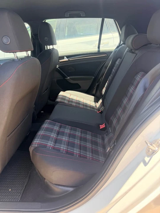2017 Volkswagen GTI Mk7 - Image 7 of 7
