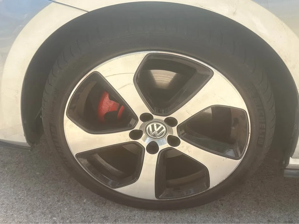 2017 Volkswagen GTI Mk7 - Image 14 of 20
