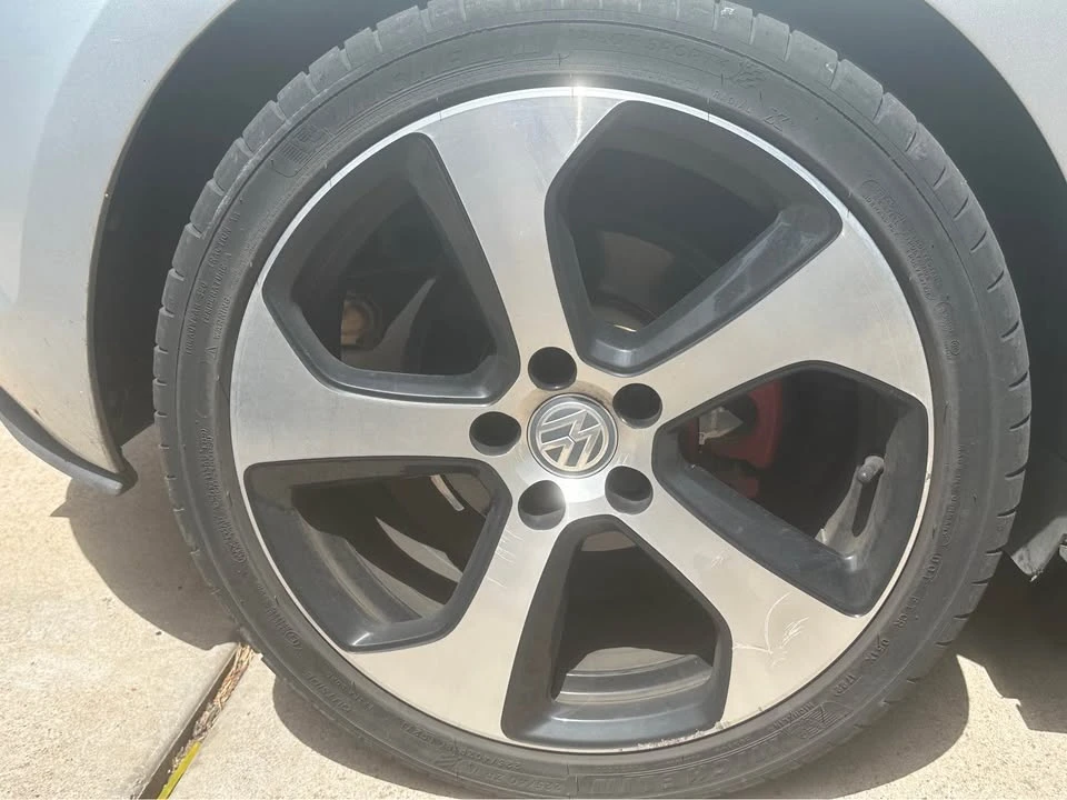 2017 Volkswagen GTI Mk7 - Image 12 of 20