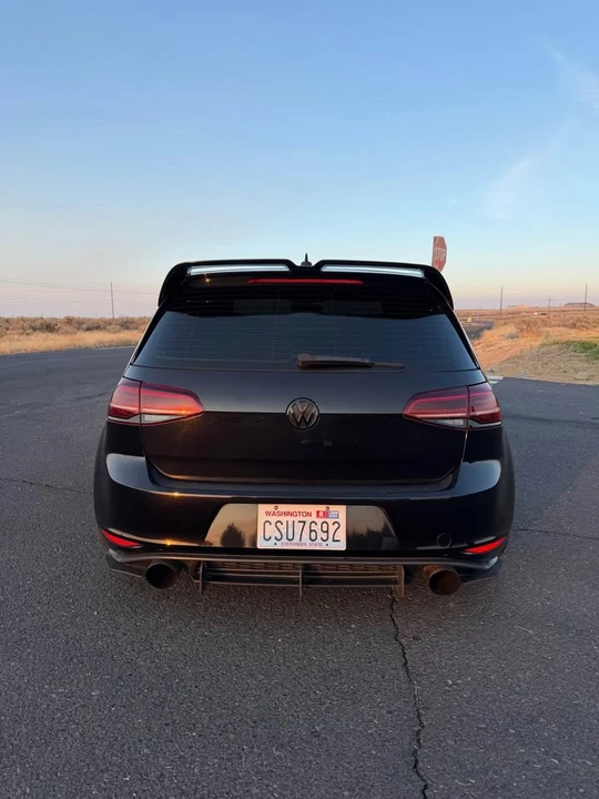 2017 Volkswagen GTI Mk7 - Image 5 of 16