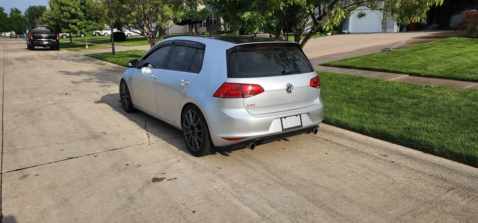 2017 Volkswagen GTI Mk7 - Image 3 of 18