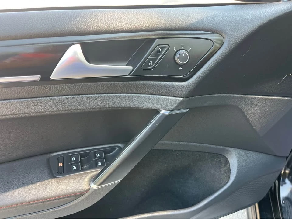2017 Volkswagen GTI Mk7 - Image 12 of 19