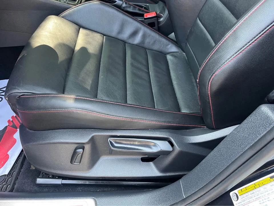 2017 Volkswagen GTI Mk7 - Image 11 of 19