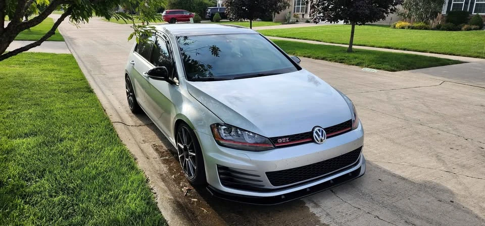 2017 Volkswagen GTI Mk7 - Image 6 of 18