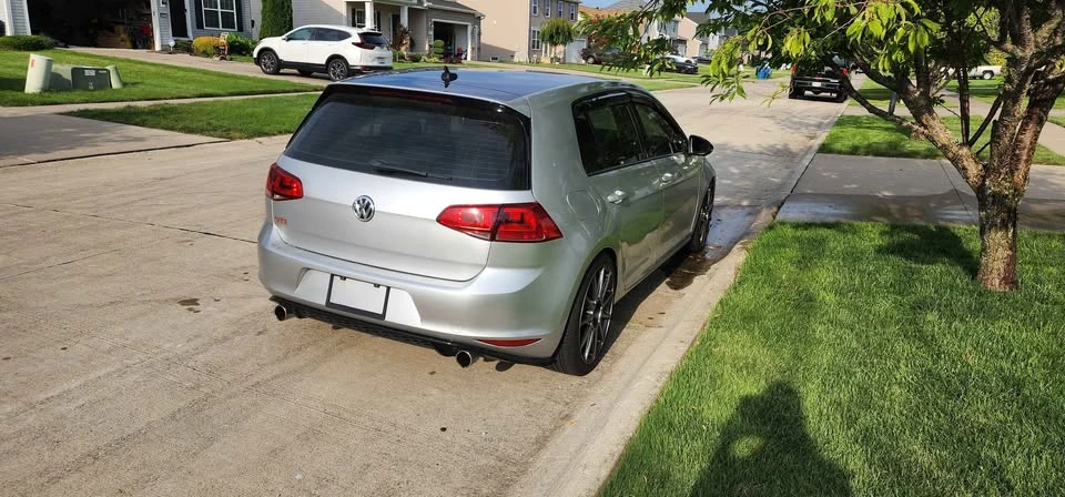 2017 Volkswagen GTI Mk7 - Image 4 of 18