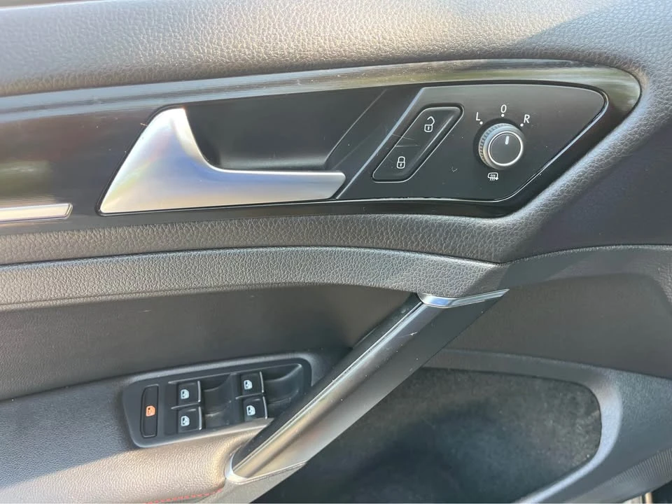 2017 Volkswagen GTI Mk7 - Image 14 of 19