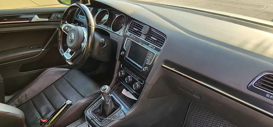 2017 Volkswagen GTI Mk7 - Image 18 of 18