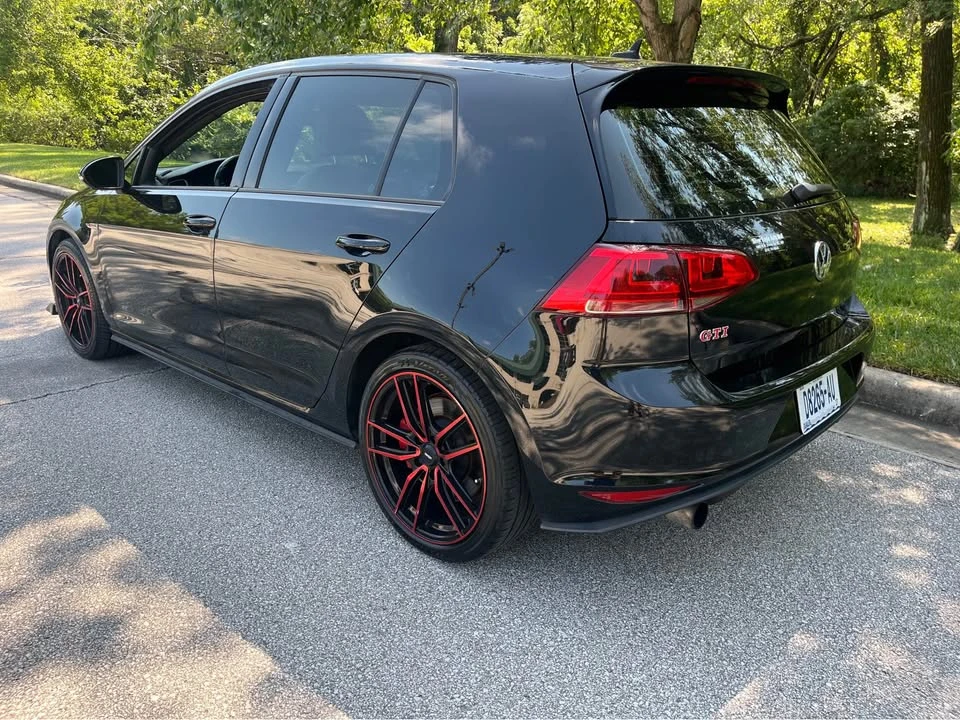 2017 Volkswagen GTI Mk7 - Image 2 of 19