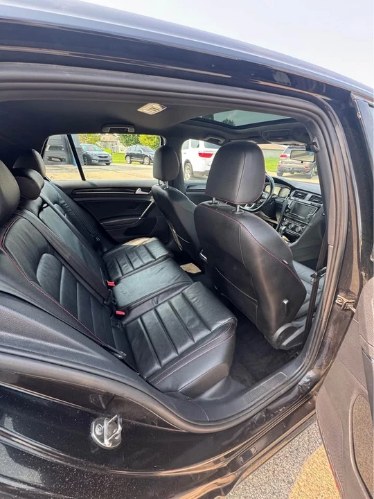 2017 Volkswagen GTI Mk7 - Image 9 of 11