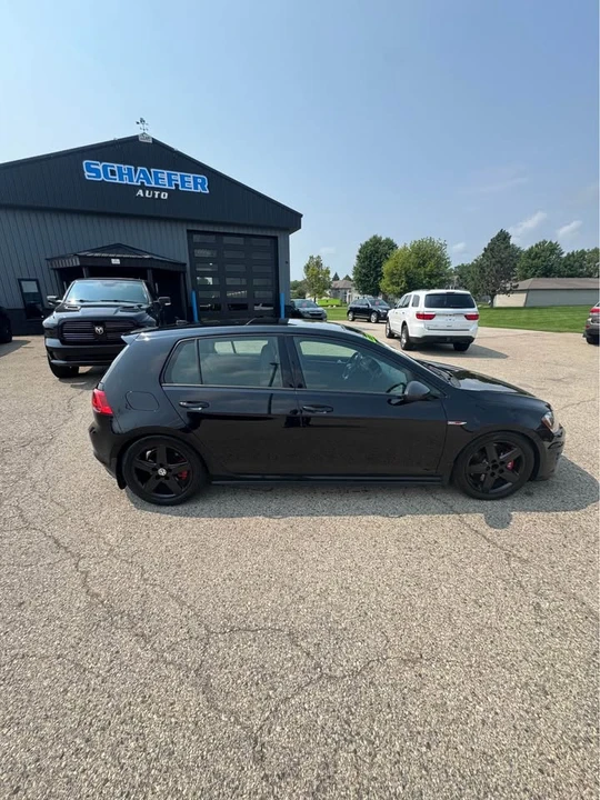 2017 Volkswagen GTI Mk7 - Image 8 of 11