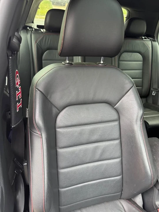2017 Volkswagen GTI Mk7 - Image 4 of 5