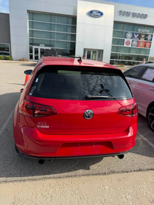 2017 Volkswagen GTI Mk7 - Image 4 of 9