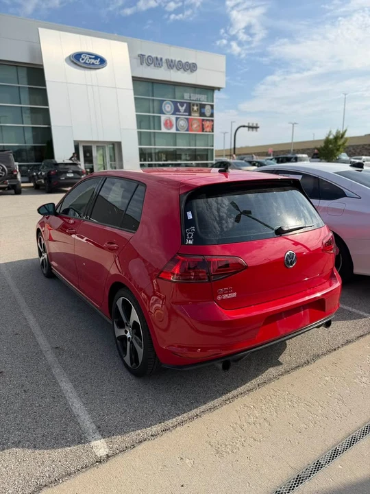 2017 Volkswagen GTI Mk7 - Image 3 of 9