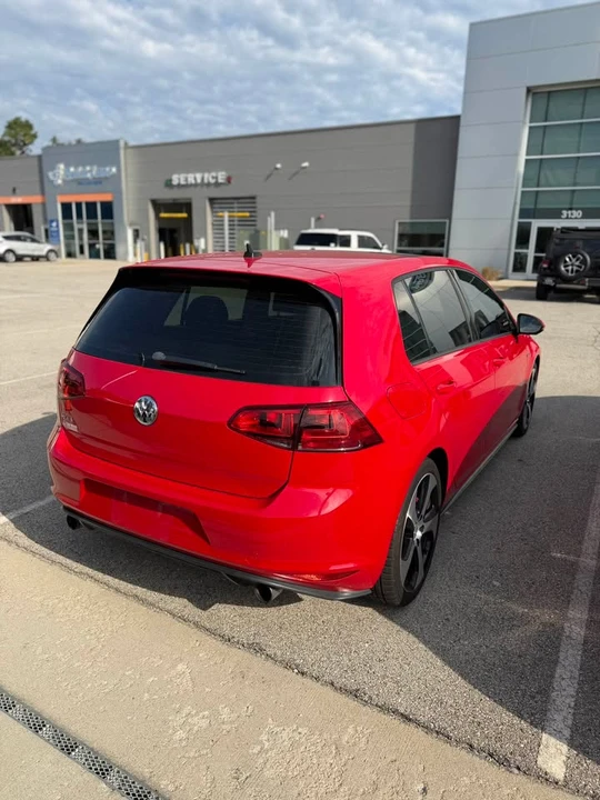 2017 Volkswagen GTI Mk7 - Image 5 of 9