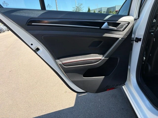 2017 Volkswagen GTI Mk7 - Image 16 of 20