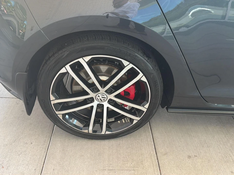 2017 Volkswagen GTI Mk7 - Image 11 of 22