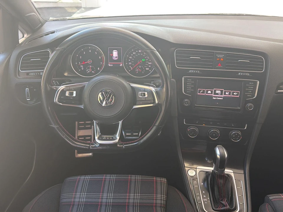 2017 Volkswagen GTI Mk7 - Image 17 of 22