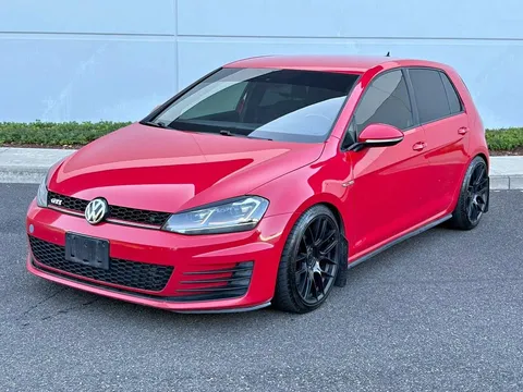 2017 Volkswagen Golf GTI Sport Hatchback