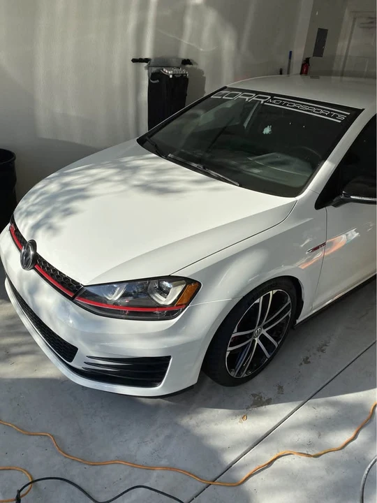2017 Volkswagen GTI Mk7 - Image 2 of 14