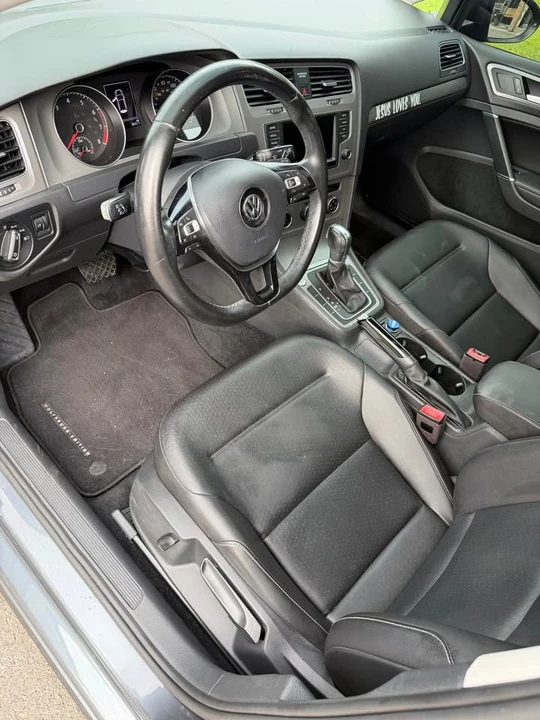 2017 Volkswagen GTI Mk7 - Image 8 of 9