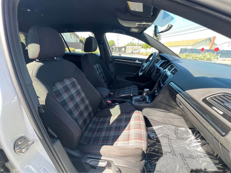 2017 Volkswagen GTI Mk7 - Image 13 of 18