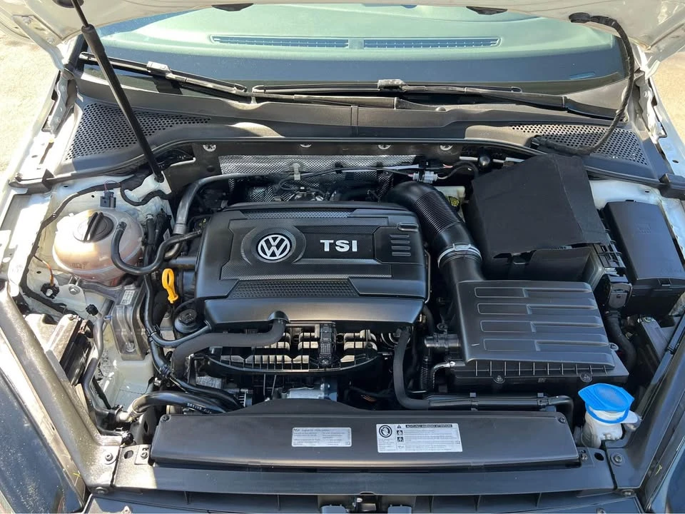 2017 Volkswagen GTI Mk7 - Image 15 of 18