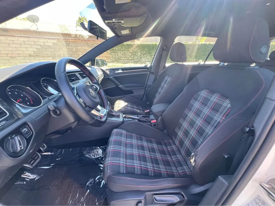 2017 Volkswagen GTI Mk7 - Image 9 of 18