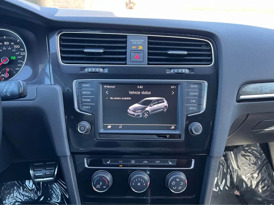 2017 Volkswagen GTI Mk7 - Image 18 of 18