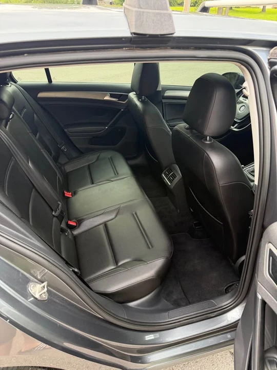 2017 Volkswagen GTI Mk7 - Image 6 of 9