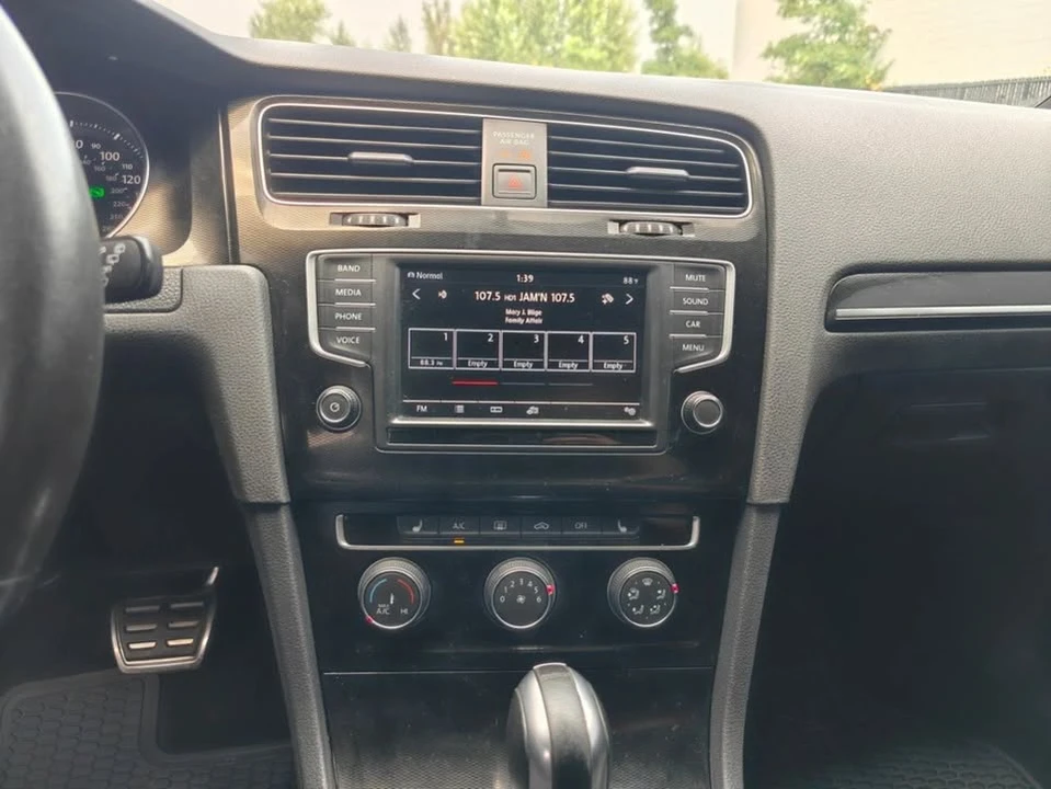 2017 Volkswagen GTI Mk7 - Image 15 of 20