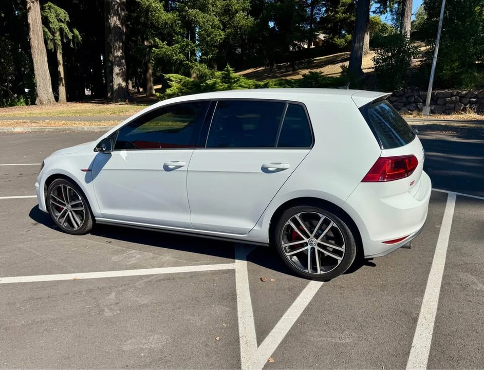 2017 Volkswagen GTI Mk7 - Image 6 of 20