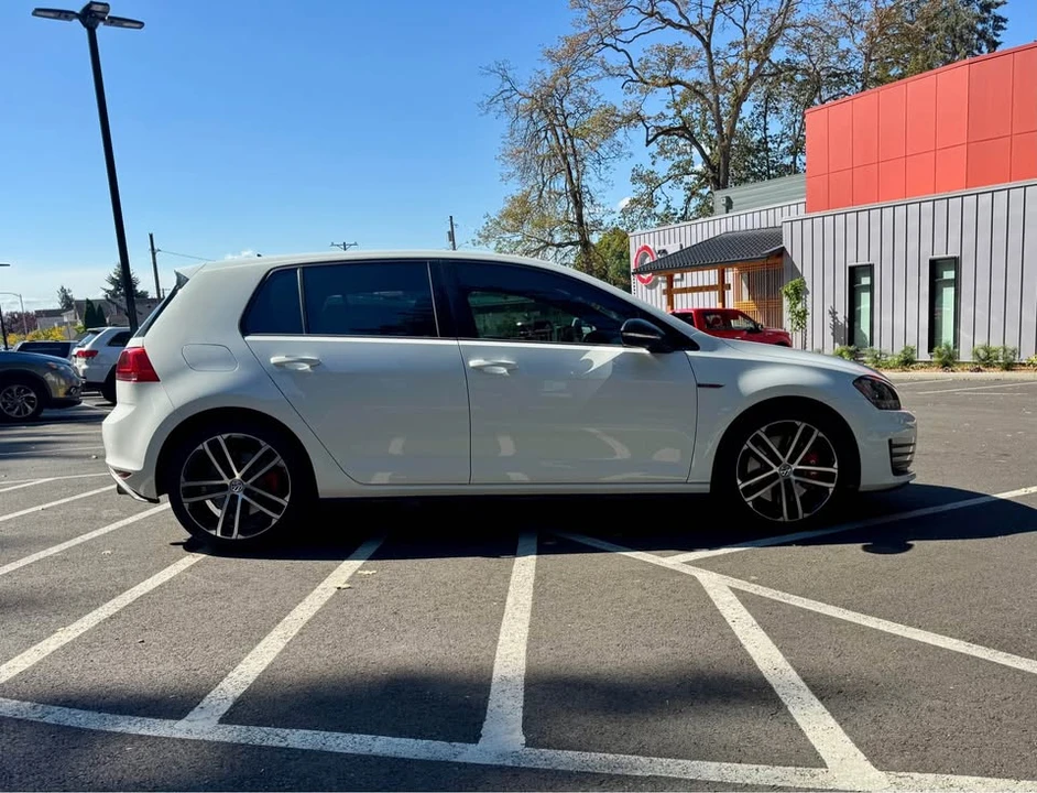 2017 Volkswagen GTI Mk7 - Image 3 of 20