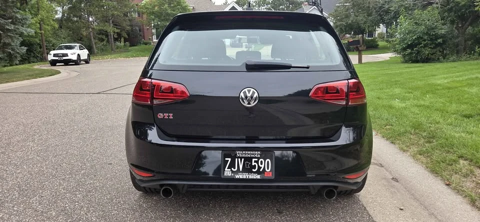 2017 Volkswagen GTI Mk7 - Image 9 of 20