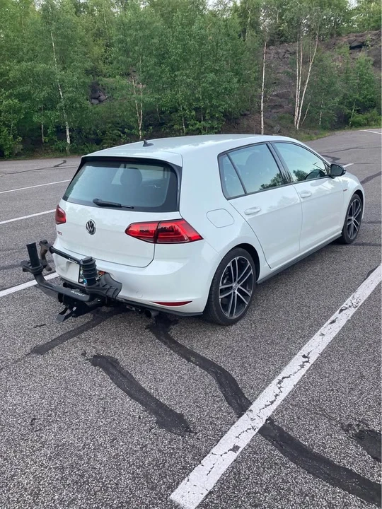 2017 Volkswagen GTI Mk7 - Image 4 of 4
