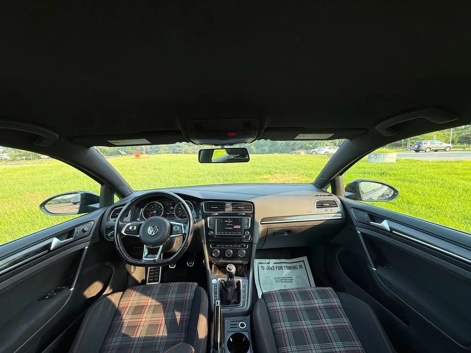 2017 Volkswagen GTI Mk7 - Image 14 of 20