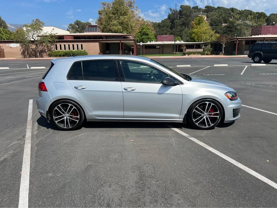 2017 Volkswagen GTI Mk7 - Image 5 of 19