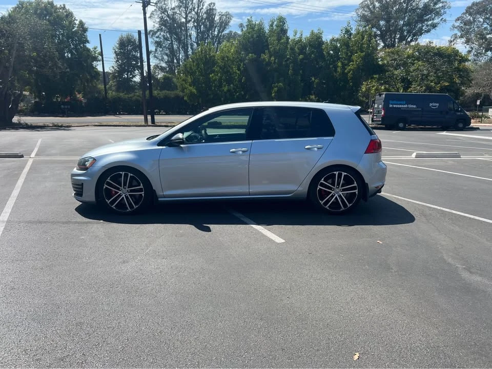 2017 Volkswagen GTI Mk7 - Image 2 of 19