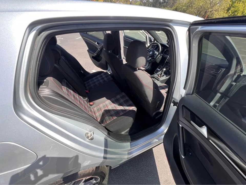 2017 Volkswagen GTI Mk7 - Image 10 of 19