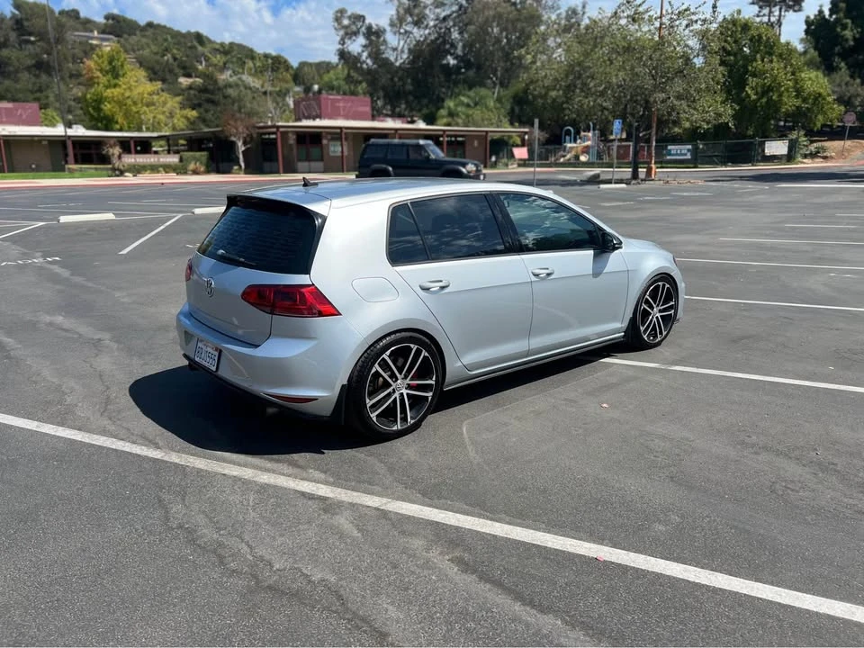 2017 Volkswagen GTI Mk7 - Image 6 of 19