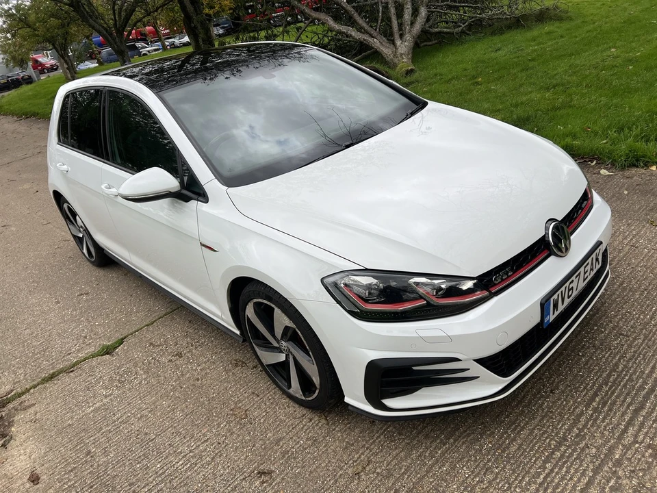 2017 Volkswagen GTI Mk7 - Image 9 of 30