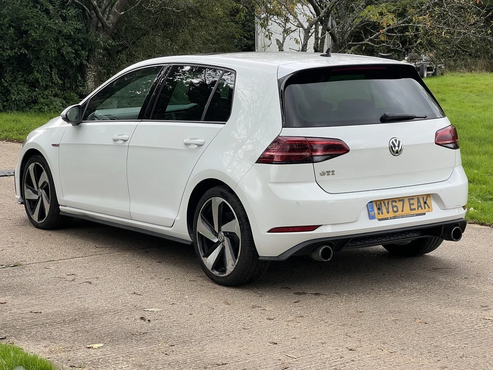 2017 Volkswagen GTI Mk7 - Image 3 of 30