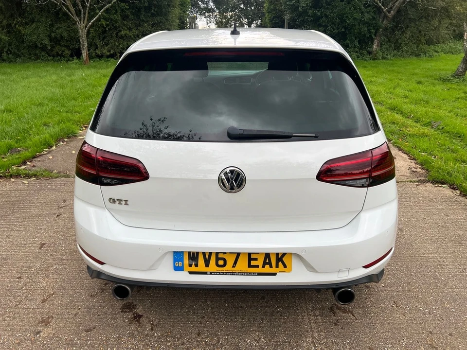 2017 Volkswagen GTI Mk7 - Image 7 of 30